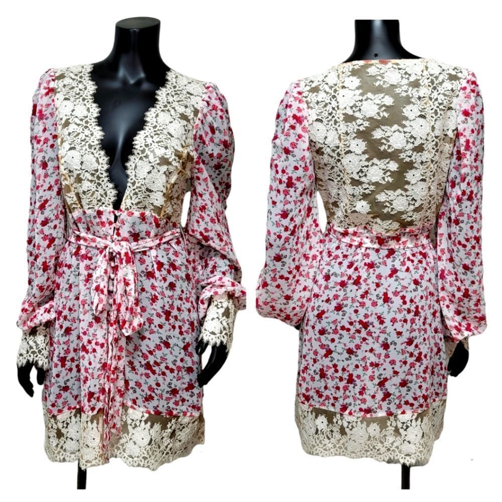 Victoria's Secret x For Love & Lemons Melrose Floral Lace Robe Pink White
